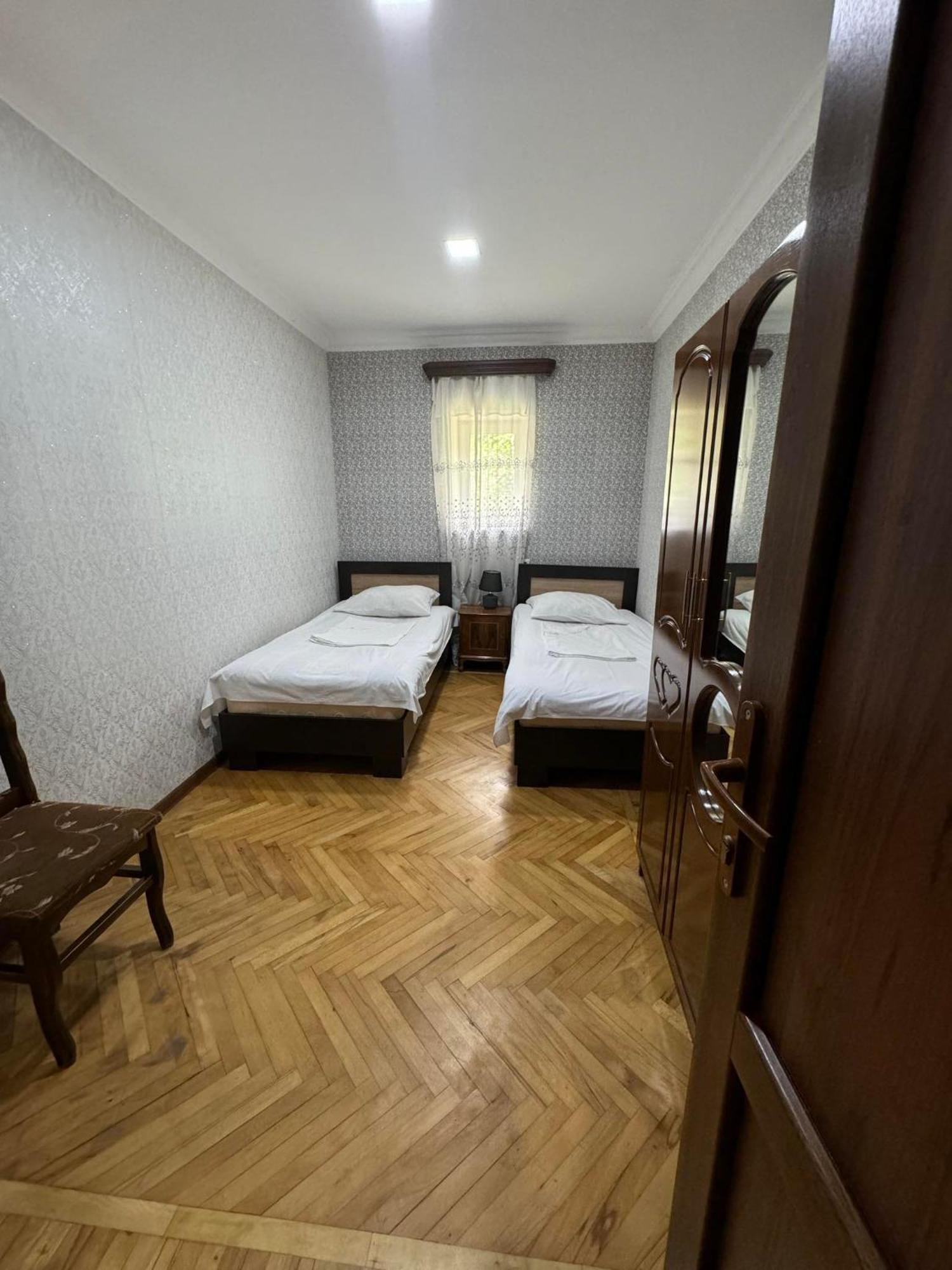 Elegaya Guest House 伊杰万 外观 照片