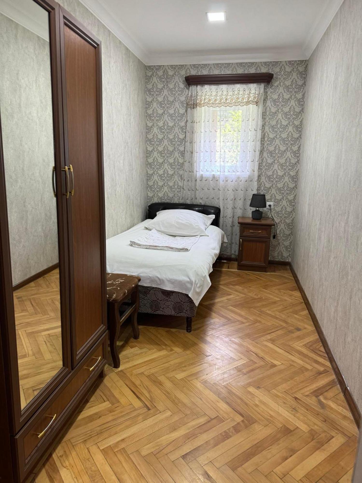 Elegaya Guest House 伊杰万 外观 照片